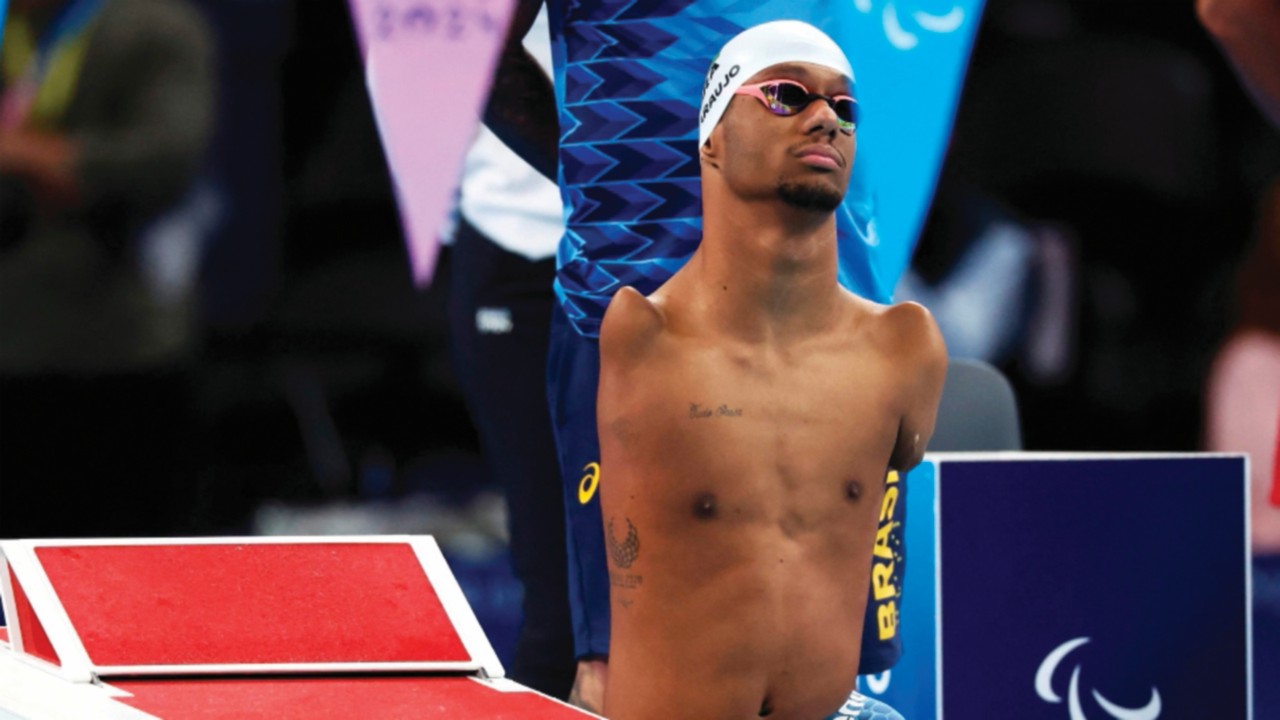 Brazil's Gabriel Geraldo dos Santos Araujo prepares to compete in   the men's S2 200m freestyle ...